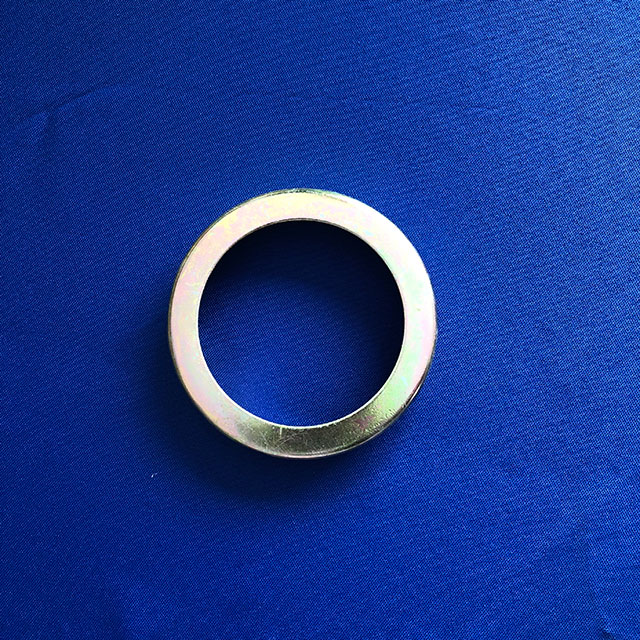 端蓋廠家直銷(xiāo)