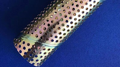 螺(luó)旋沖(chòng)孔焊管